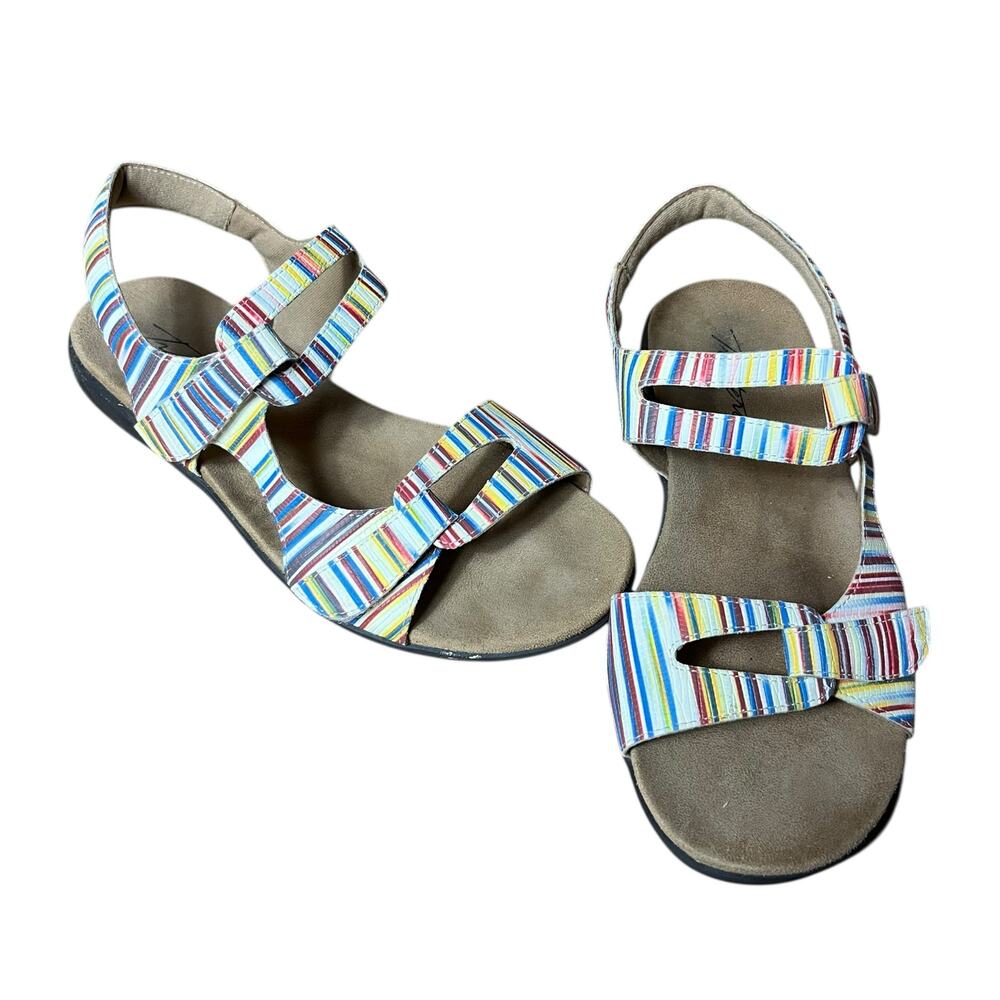 Trotters Multi Stripe Katarina Sandals Sz 8.5 (2735)